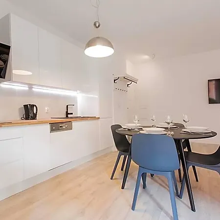 Break Rajska 8 - By Ina Aparthotel 4*