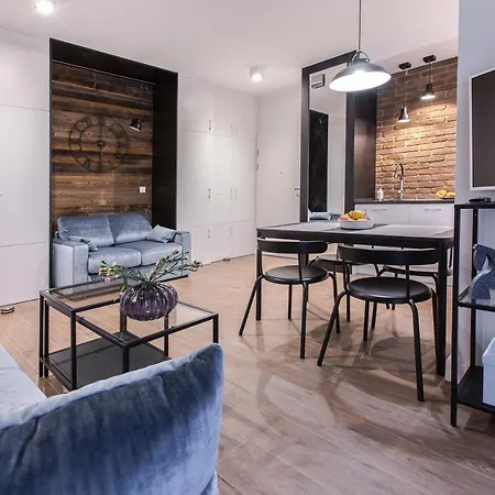 Break Rajska 8 Aparthotel 4*