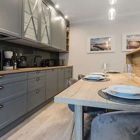 Lejlighedshotel Break Rajska 8 4*