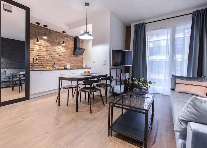 アパートホテル Break Rajska 8 4*