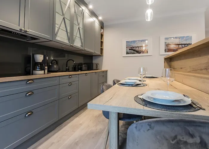 アパートホテル Break Rajska 8 4*