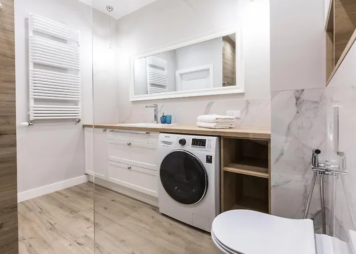 Break Rajska 8 アパートホテル