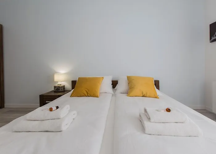 Break Rajska 8 公寓式酒店 4*